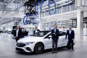 Mercedes Benz EQS