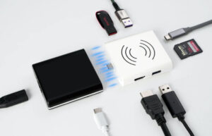 Combohub laptop hub