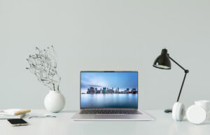 Slimbook Executive lightweight Linux laptop