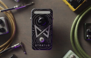 Stratus smart stompbox