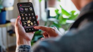 Facebook live audio rooms