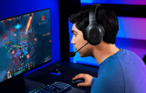 Razer Barracuda X wireless gaming headset