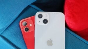 iPhone 13
