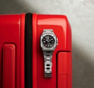 Bell & Ross BR 05 GMT