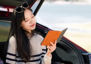 Onyx BOOX Leaf eReader