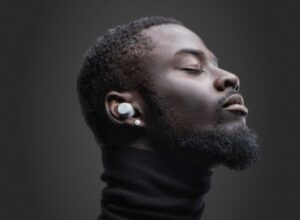 wireless earbuds