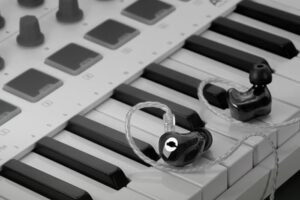 Dauntless earphones