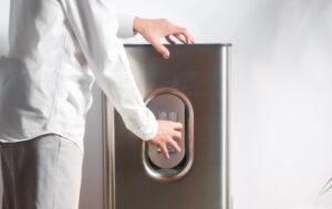 make drinking water from the air