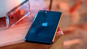 iPhone SE 3