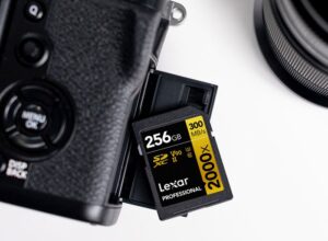 Lexar 2000X 256GB SDXC UHS-II V90 memory card