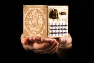 Ohm's Quest escape room console Kickstarter campaign