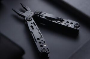 12-in-1 multitool