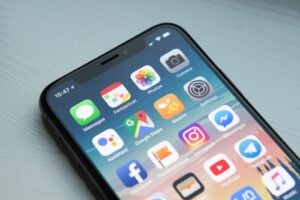 iOS 16