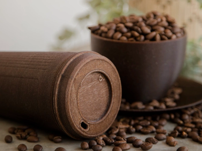 coffee cup made from used coffee grounds