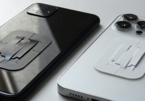 goBelt C1 phone grip and stand