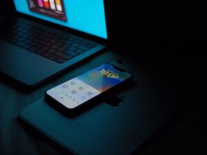 iOS 16