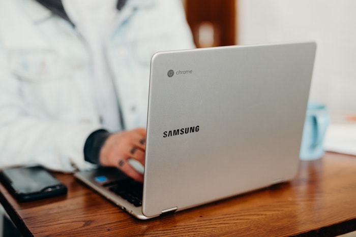 Global Chromebook shipments fall over 50% - Vimarsana News