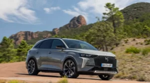 New DS 7 SUV