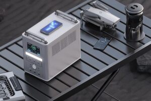 LiFePO4 power station