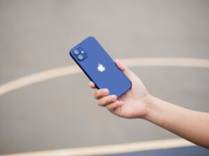 iOS 15.7 and iPadOS 15.7