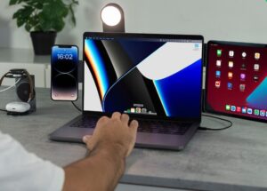 MagSafe magnetic modular workstation