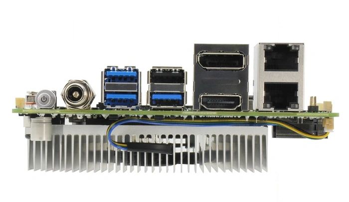 AAEON UP Xtreme i12 ports
