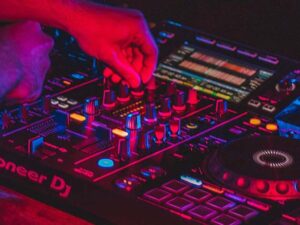 Complete 2023 Logic Pro Training Bundle