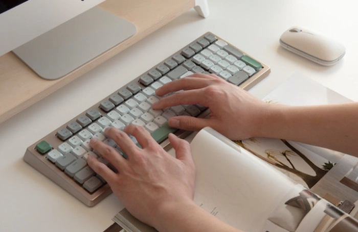aluminium mechanical keyboard