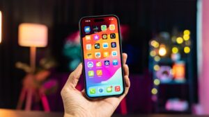 iphone yellow battery