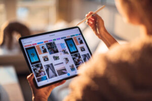 Folding iPad