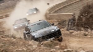 Electronic Porsche Cayenne