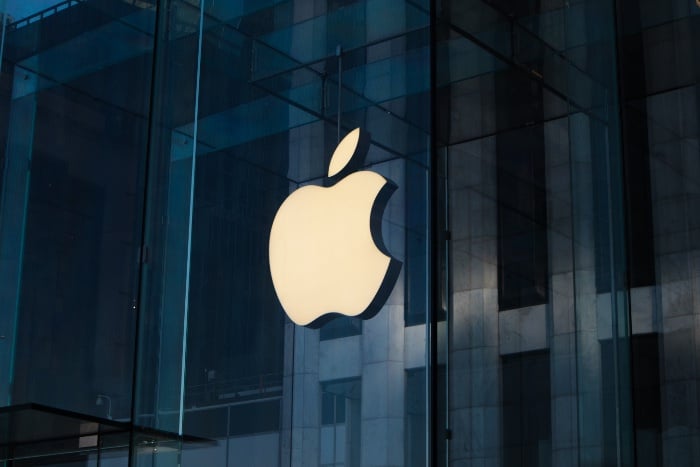 Nokia and Apple