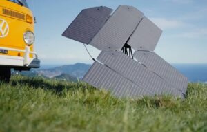 Levante portable solar panel