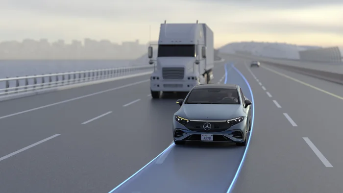 Mercedes Automatic Lane Change