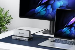 Thunderbolt docking station for Apple Silicon MacBooks