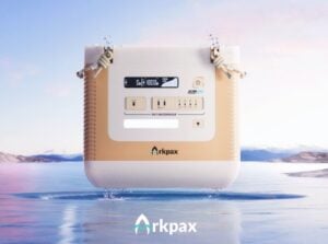 waterproof portable power station