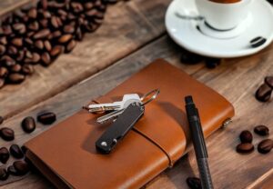 FeatherLite EDC pocket knife
