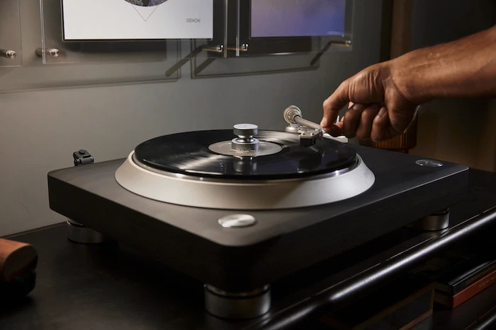 Denon DP-3000NE Turntable
