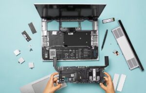 Framework Laptop 13 AMD Ryzen 7040 modular laptop