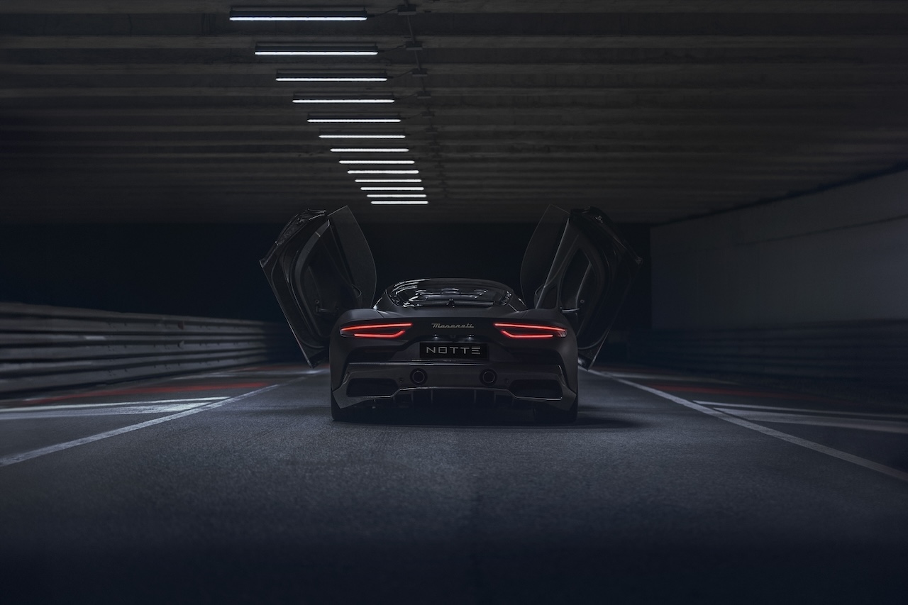 Maserati MC20 Notte