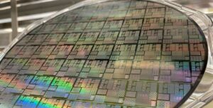 SOT-MRAM high-speed computing