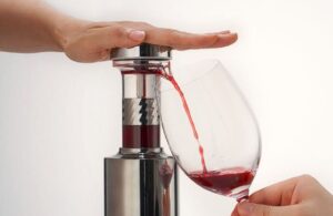 How to keep wine fresh once the bottle has been opened