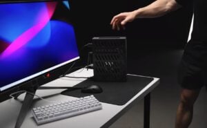 world's smallest custom gaming PC