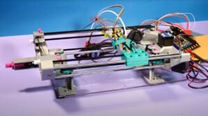 self replicating 3D printer capable of printing itself