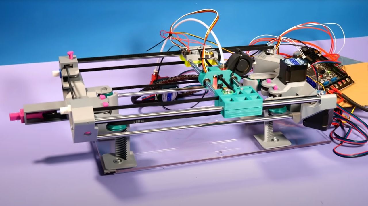 self replicating 3D printer capable of printing itself