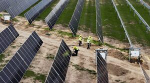 Apple increases investments in clean energy