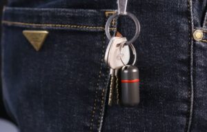 EDC flashlight and cutter