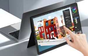 MINISFORUM MSS-A156 portable display 2024