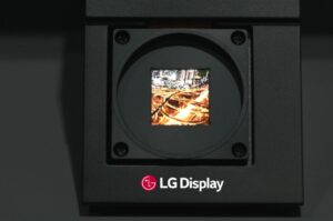LG 4K OLEDoS Display for VR headsets unveiled