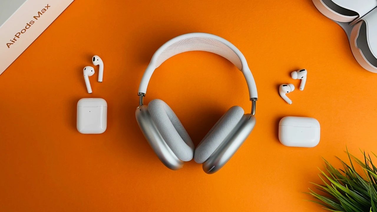 Apple AirPods Troubleshooting Sound Only in One Ear? Geeky Gadgets
